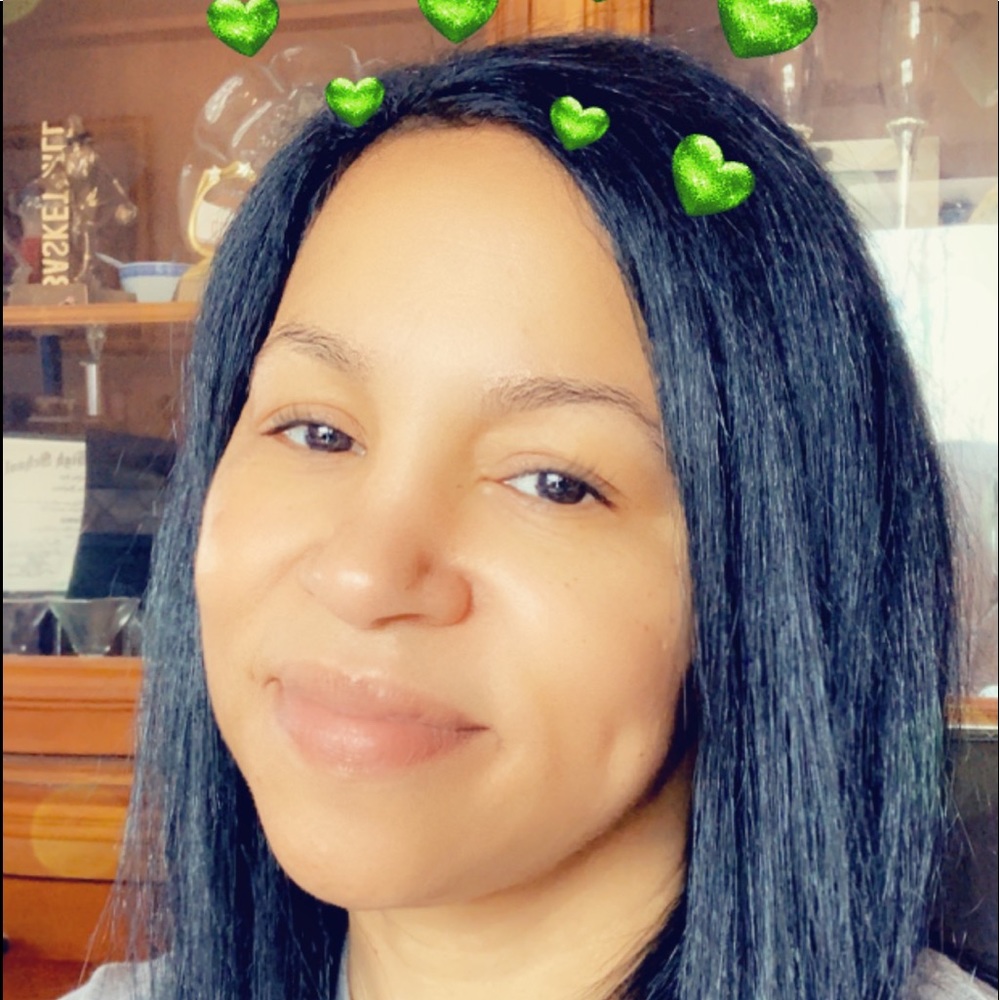 Meet your Posher, Candace